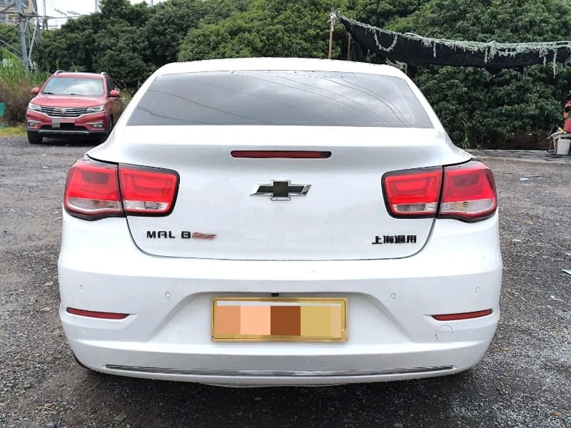 Chevrolet Malibu – 2017款 (exact trim not specified, likely base or mid-level) photo 7