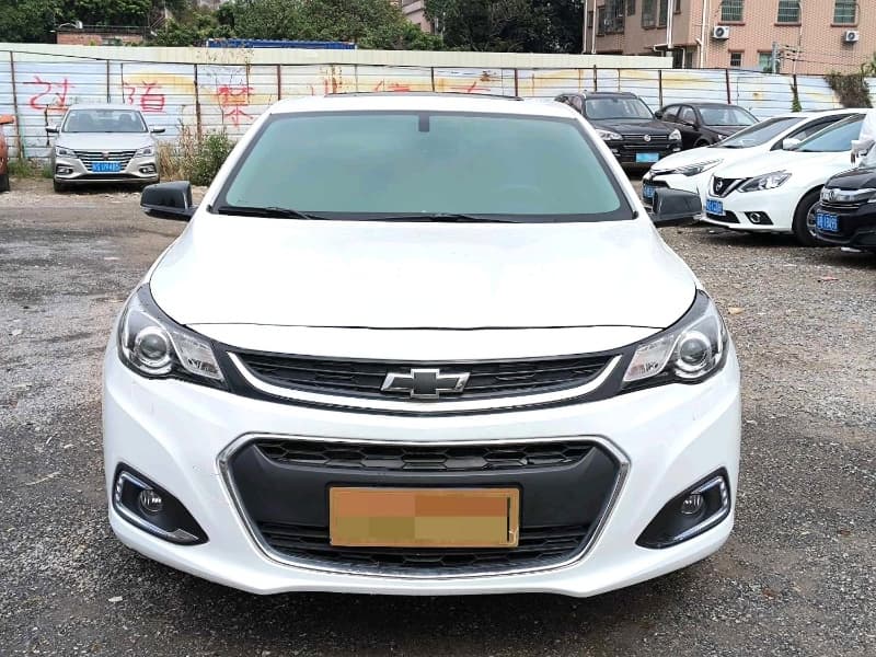 Chevrolet Malibu – 2017款 (exact trim not specified, likely base or mid-level) photo 8